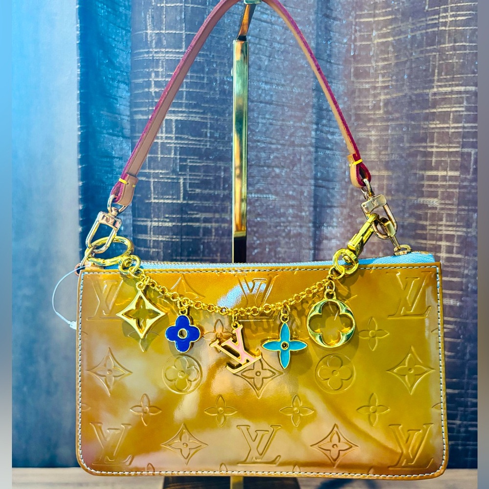 LOUIS VUITTON Lexington Small Bag